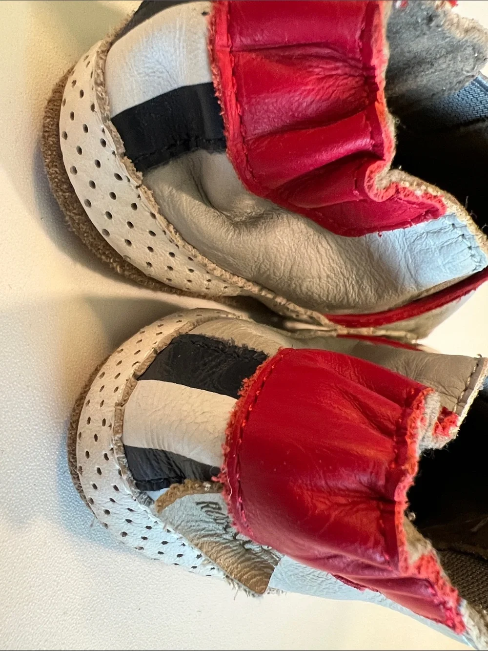 Robeez- 12-18m leather moccasin slip on shoes